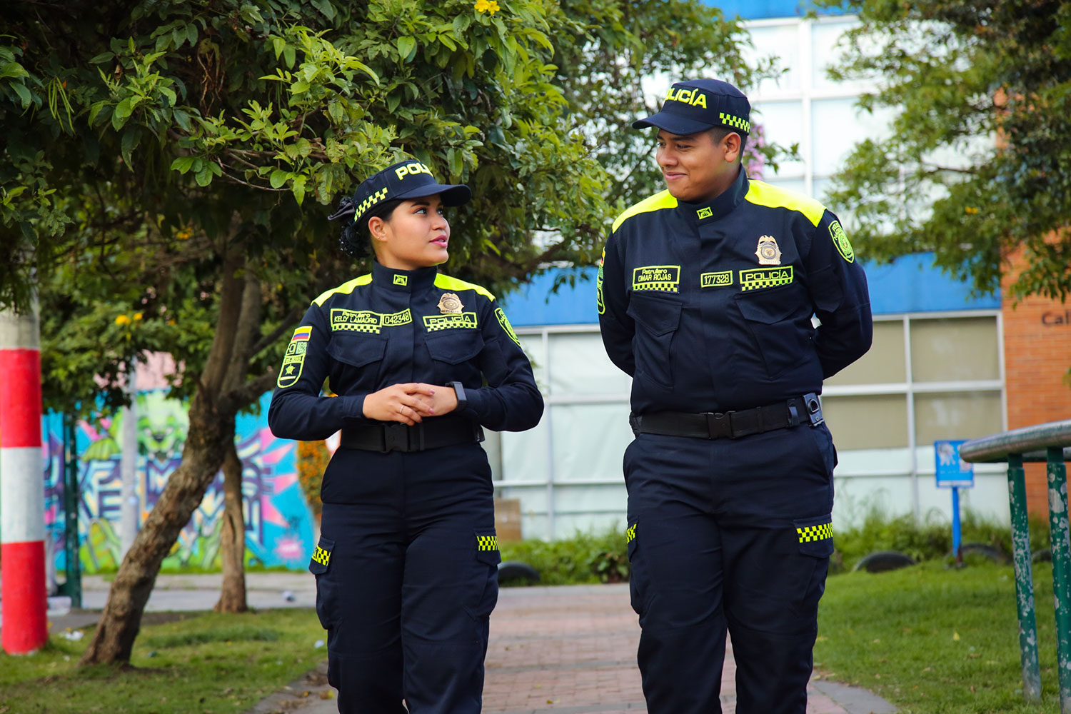 patrulleros policia nacional colombia